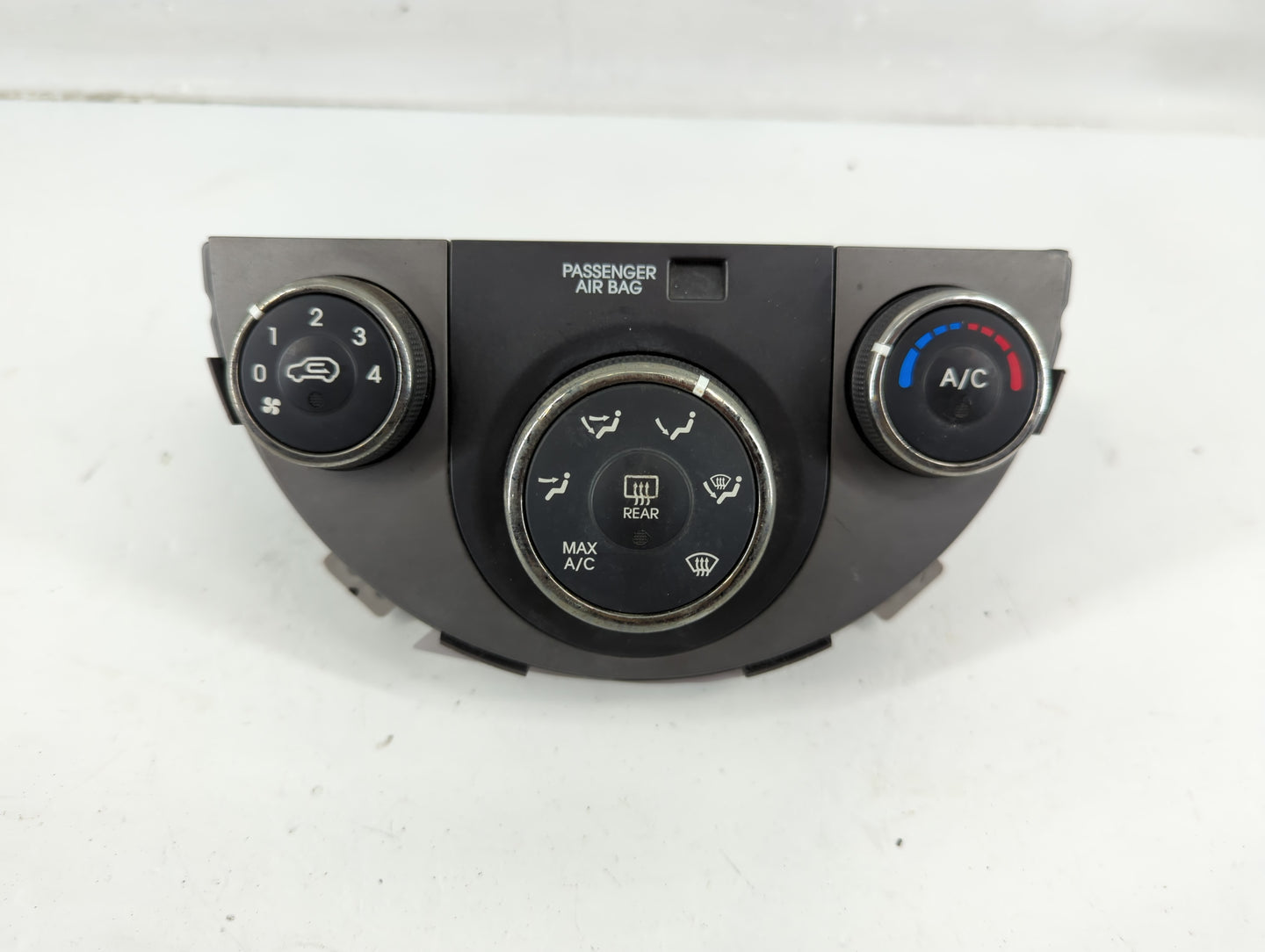2012-2013 Kia Soul Climate Control Module Temperature AC/Heater Replacement P/N:97250-2KXXX Fits Fits 2012 2013 OEM Used Aut