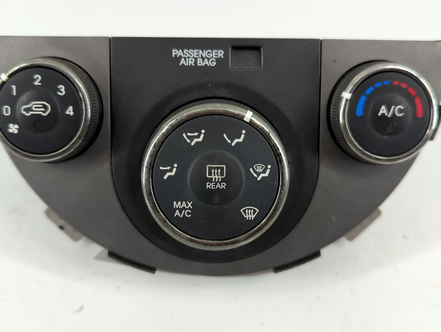2012-2013 Kia Soul Climate Control Module Temperature AC/Heater Replacement P/N:97250-2KXXX Fits Fits 2012 2013 OEM Used Aut