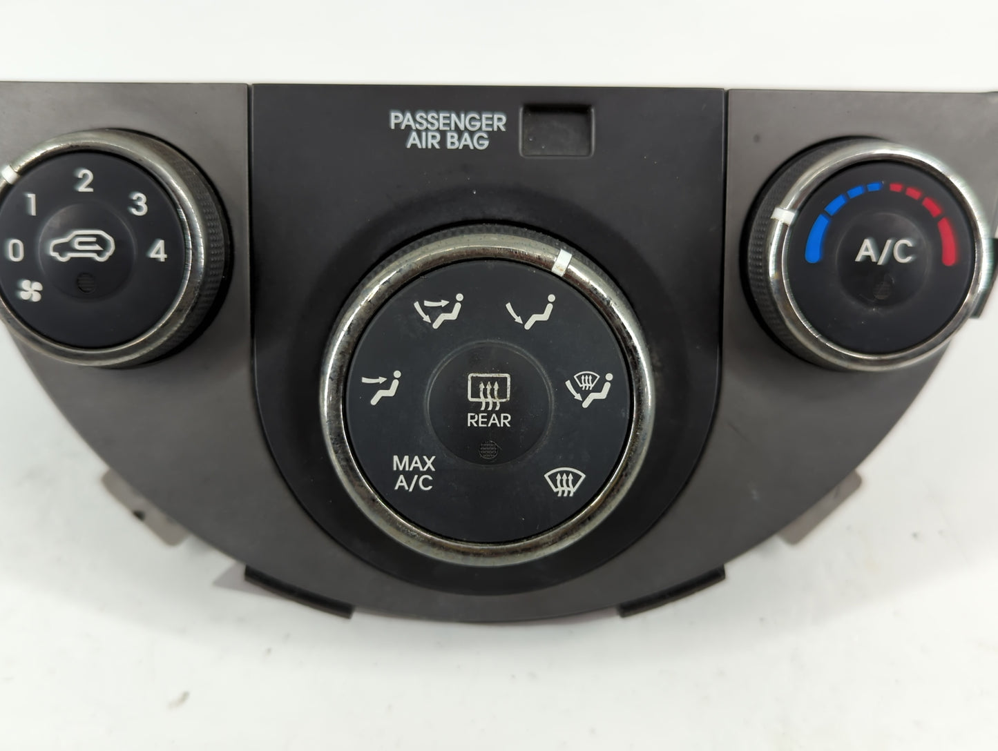 2012-2013 Kia Soul Climate Control Module Temperature AC/Heater Replacement P/N:97250-2KXXX Fits Fits 2012 2013 OEM Used Aut