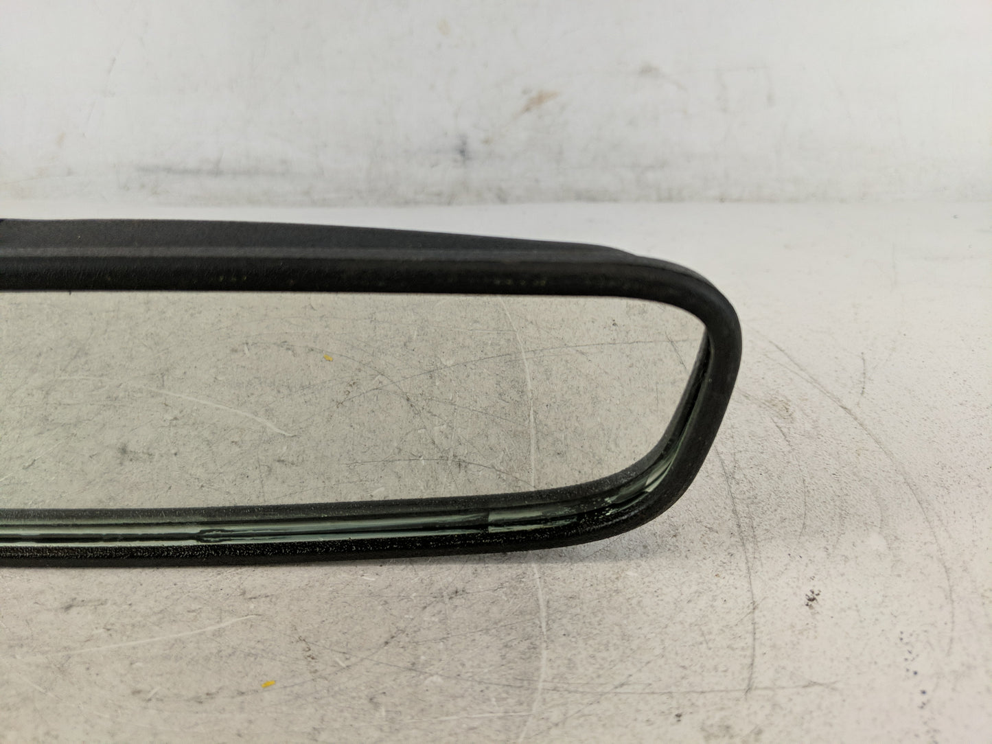 2010-2021 Kia Soul Interior Rear View Mirror Replacement OEM P/N:E4012143 Fits OEM Used Auto Parts - Oemusedautoparts1.com