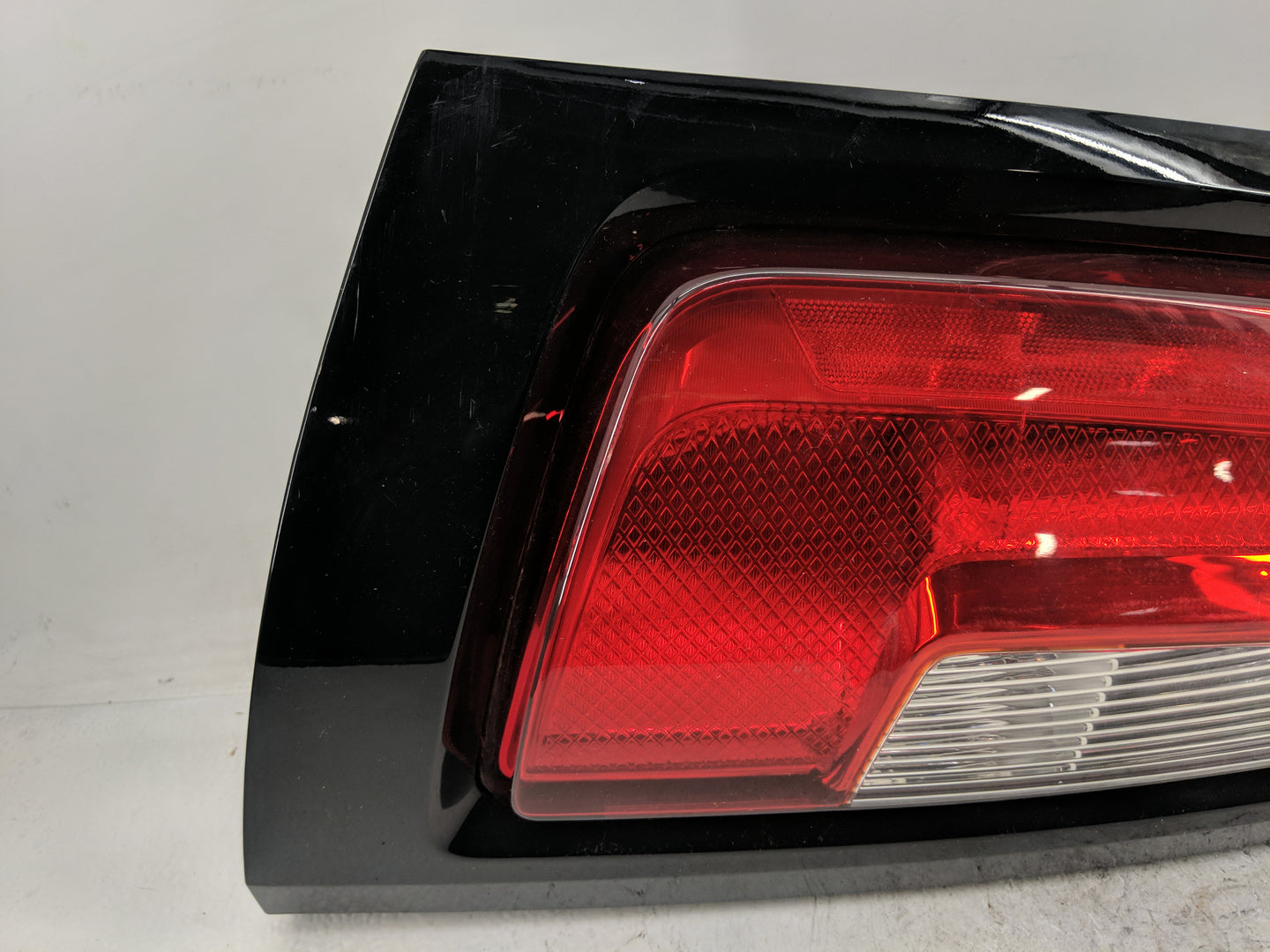 2012-2013 Kia Soul Tail Light Assembly Driver Left OEM P/N:92401-2K5 Fits Fits 2012 2013 OEM Used Auto Parts - Oemusedautopa