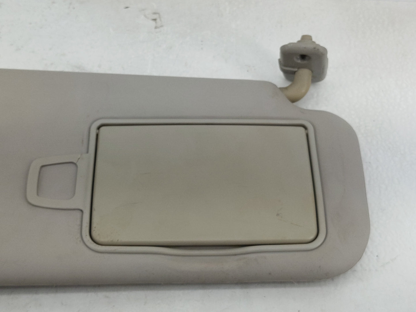 2010-2013 Kia Soul Sun Visor Shade Replacement Passenger Right Mirror Fits Fits 2010 2011 2012 2013 OEM Used Auto Parts - Oe