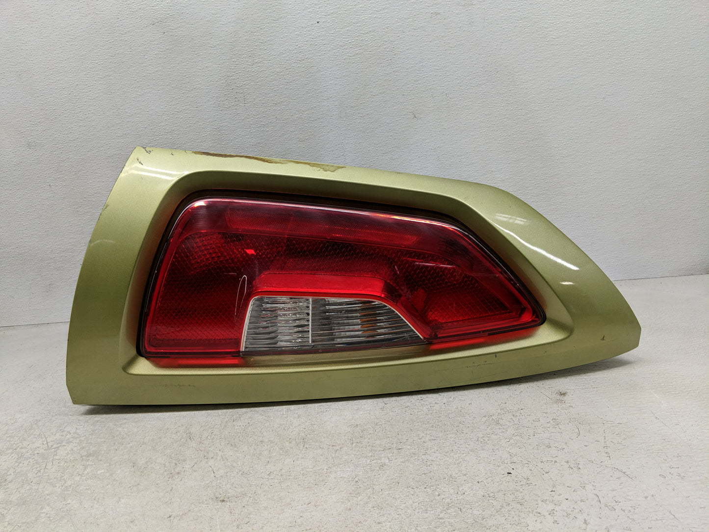 2012-2013 Kia Soul Tail Light Assembly Driver Left OEM Fits Fits 2012 2013 OEM Used Auto Parts - Oemusedautoparts1.com