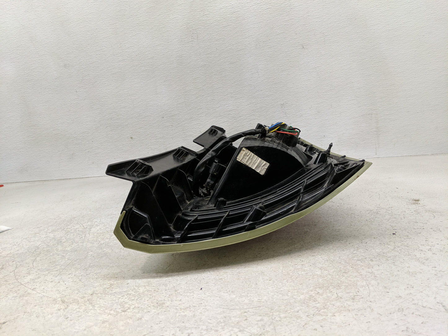 2012-2013 Kia Soul Tail Light Assembly Driver Left OEM Fits Fits 2012 2013 OEM Used Auto Parts - Oemusedautoparts1.com