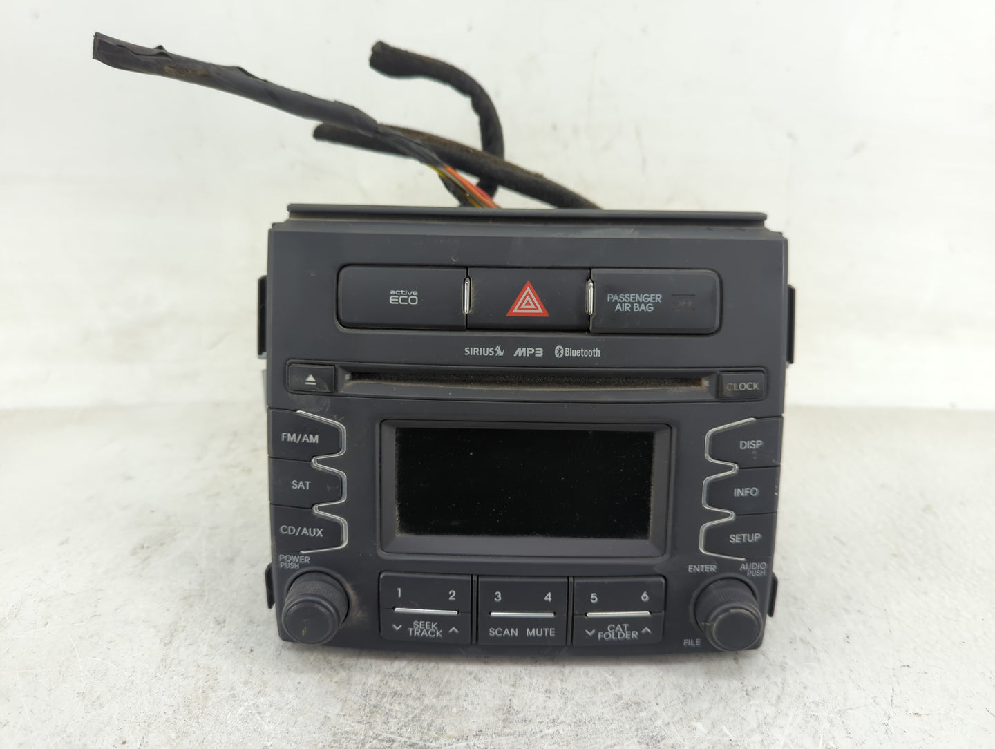 2012 Kia Soul Radio AM FM Cd Player Receiver Replacement P/N:96170-2K260WK Fits OEM Used Auto Parts - Oemusedautoparts1.com