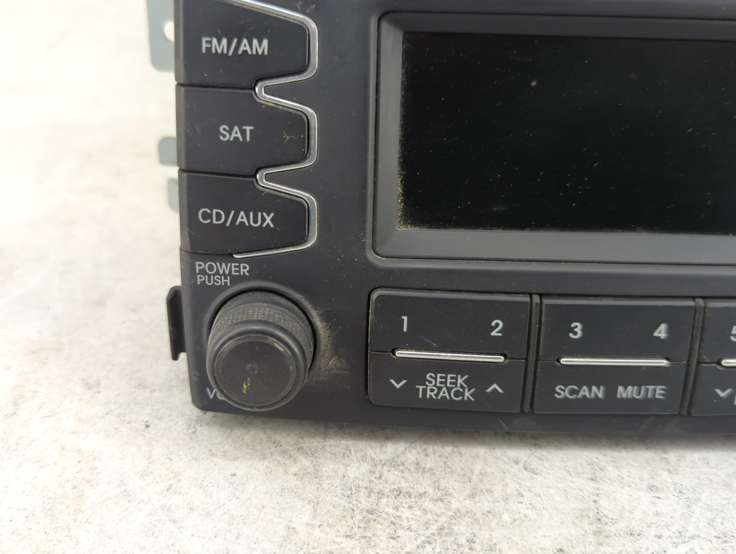 2012 Kia Soul Radio AM FM Cd Player Receiver Replacement P/N:96170-2K260WK Fits OEM Used Auto Parts - Oemusedautoparts1.com