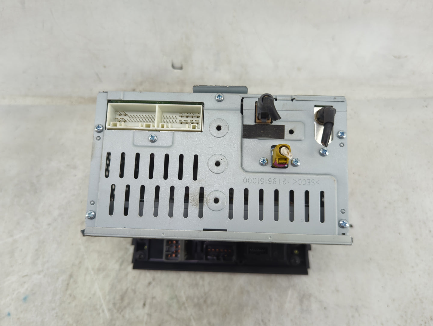 2012-2013 Kia Soul Radio AM FM Cd Player Receiver Replacement P/N:279615I000 Fits Fits 2012 2013 OEM Used Auto Parts - Oemus