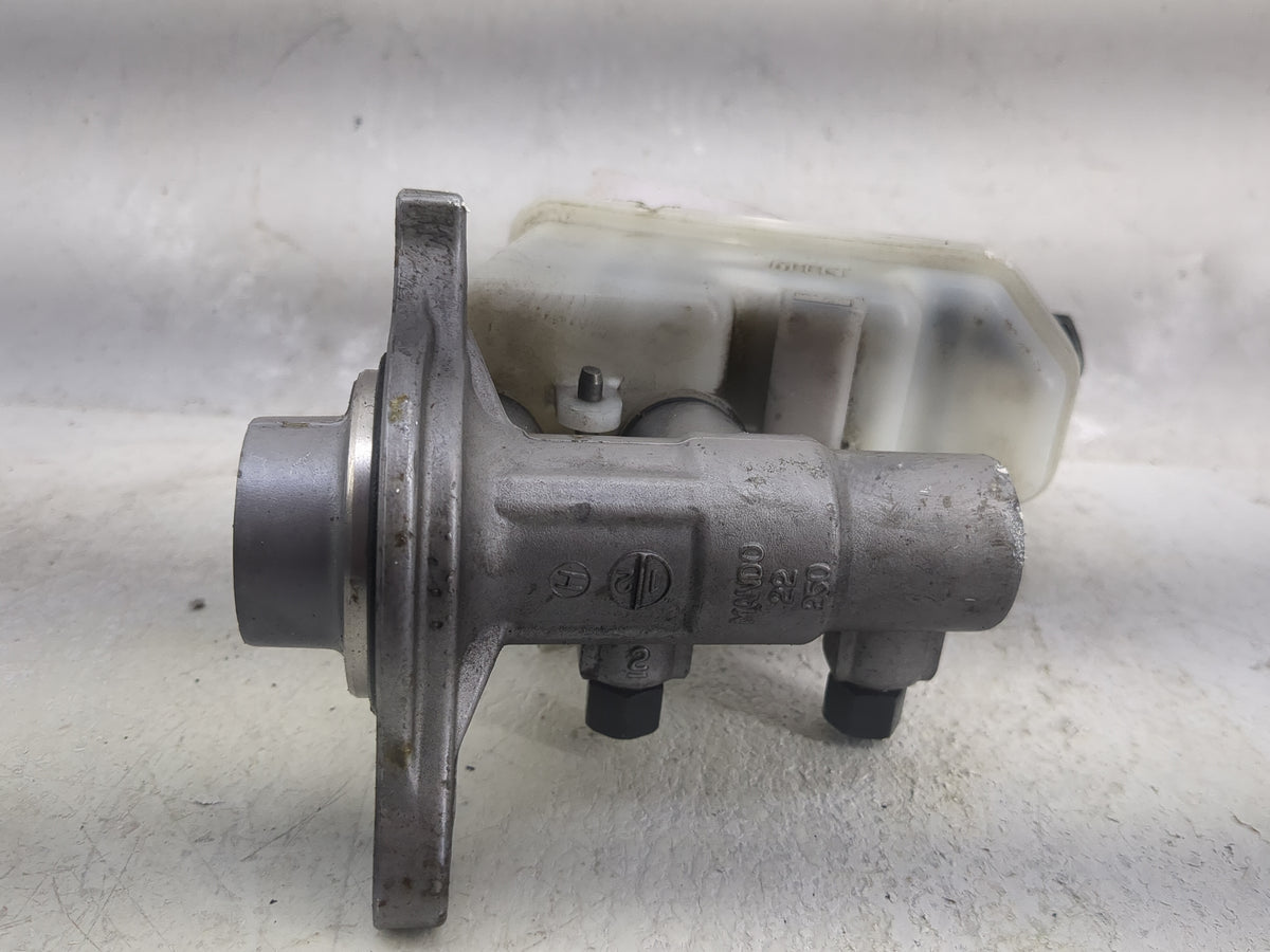 2012-2013 Kia Soul Brake Master Cylinder 1497890 - Oemusedautoparts1.com