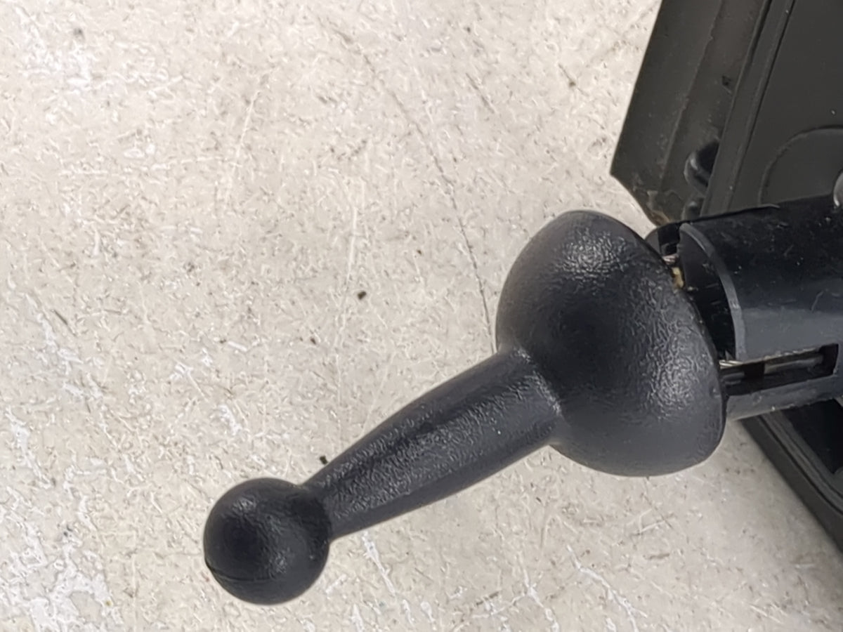 2010-2013 Kia Soul Driver Side View Mirror - Left Door Mirror OEM Used - Oemusedautoparts1.com