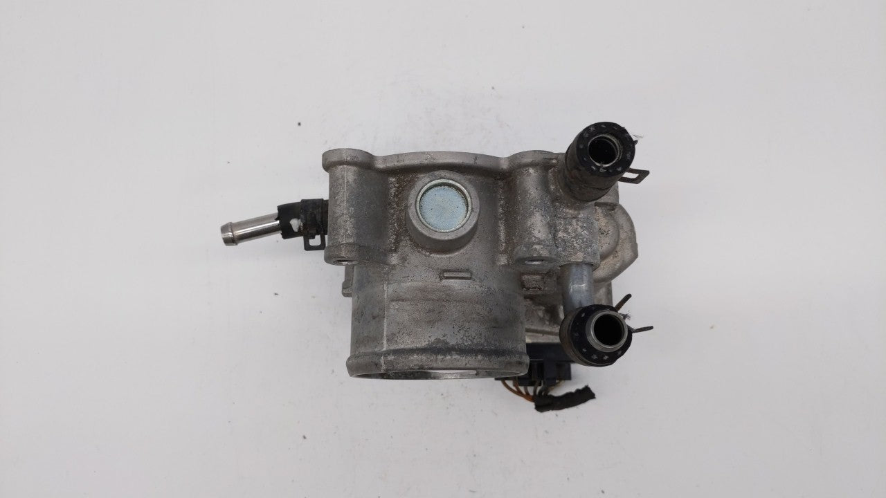 2012-2019 Kia Soul Throttle Body P/N:5302-1S02 35100-2B300 Fits Fits 2012 2013 2014 2015 2016 2017 2018 2019 OEM Used Auto P