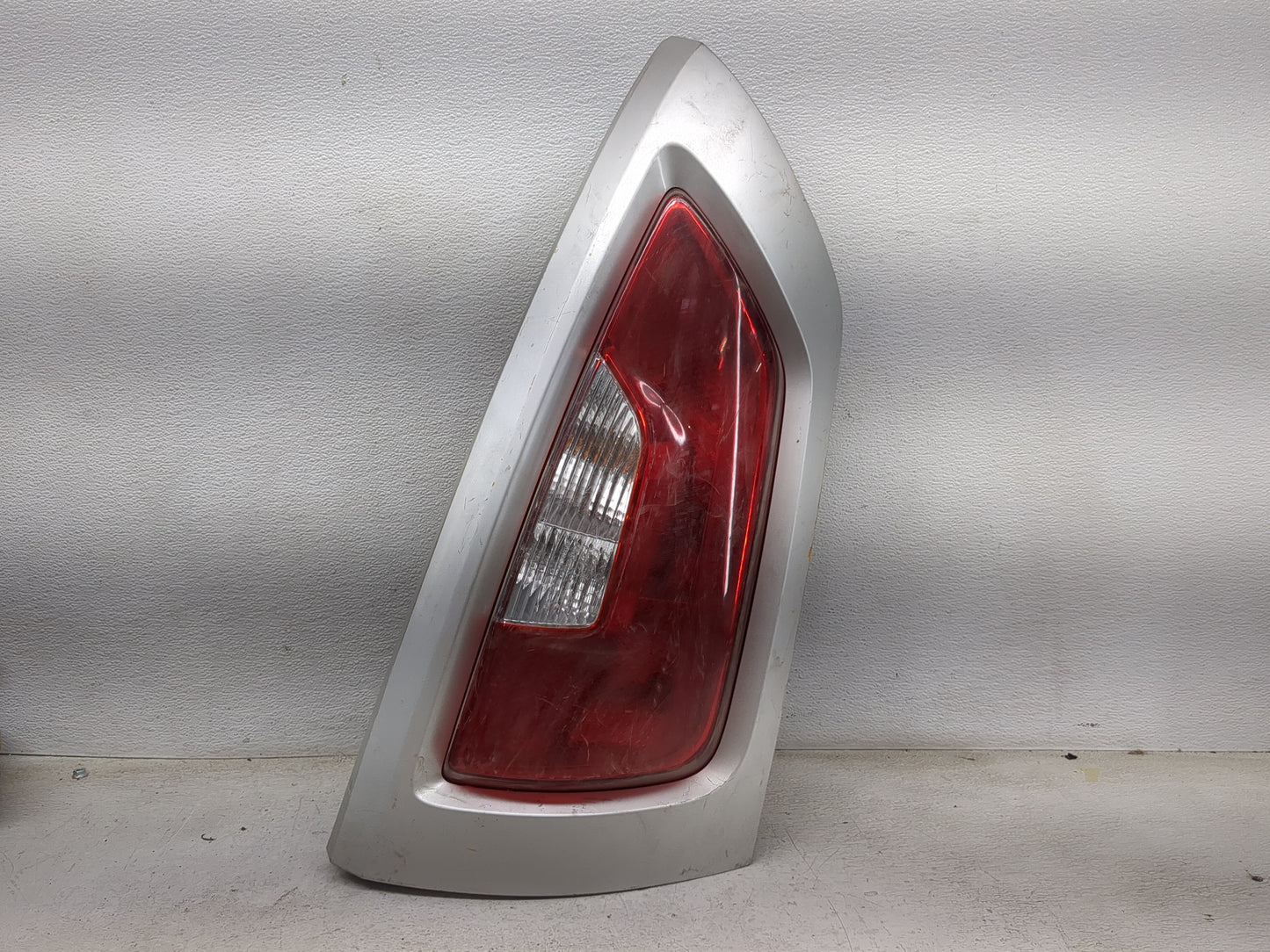 2012-2013 Kia Soul Tail Light Assembly Passenger Right OEM Fits Fits 2012 2013 OEM Used Auto Parts - Oemusedautoparts1.com