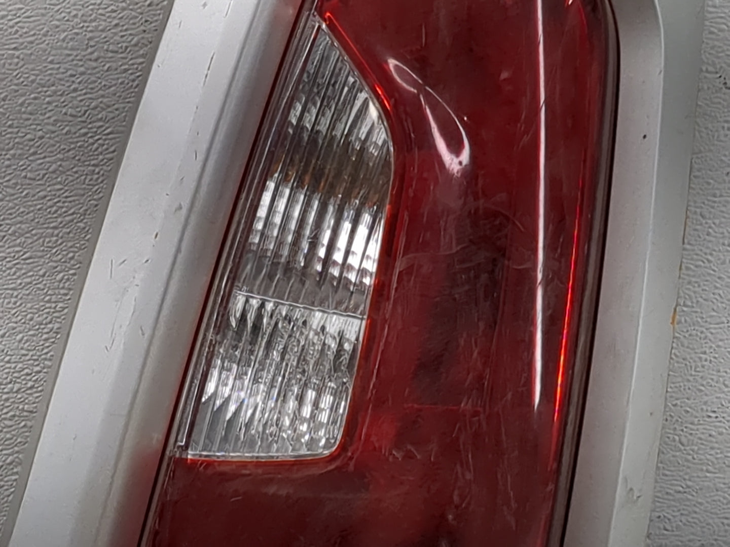 2012-2013 Kia Soul Tail Light Assembly Passenger Right OEM Fits Fits 2012 2013 OEM Used Auto Parts - Oemusedautoparts1.com