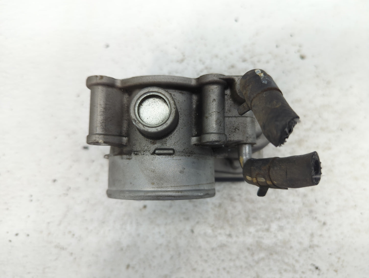 2012-2013 Kia Soul Throttle Body P/N:5532 10S15 Fits Fits 2012 2013 2014 2015 2016 2018 2019 2020 2021 OEM Used Auto Parts -