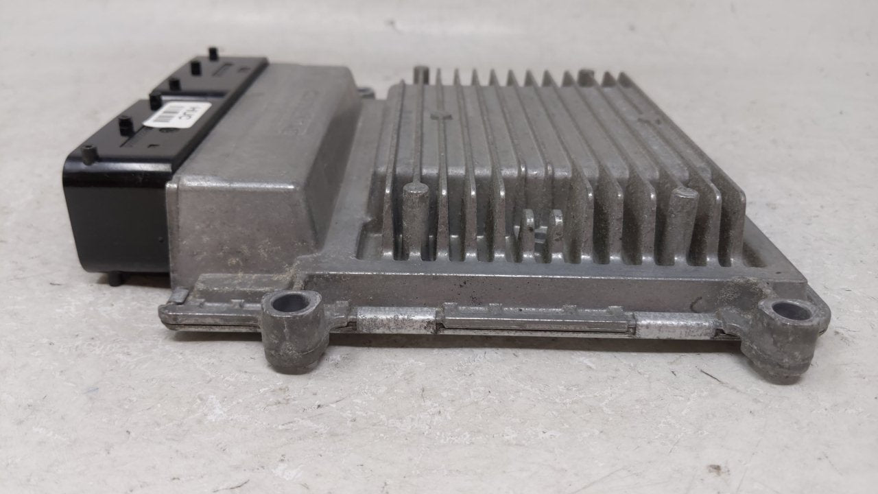 2012-2013 Kia Soul PCM Engine Control Computer ECU ECM PCU OEM P/N:39102-2EAK0 Fits Fits 2012 2013 OEM Used Auto Parts - Oem