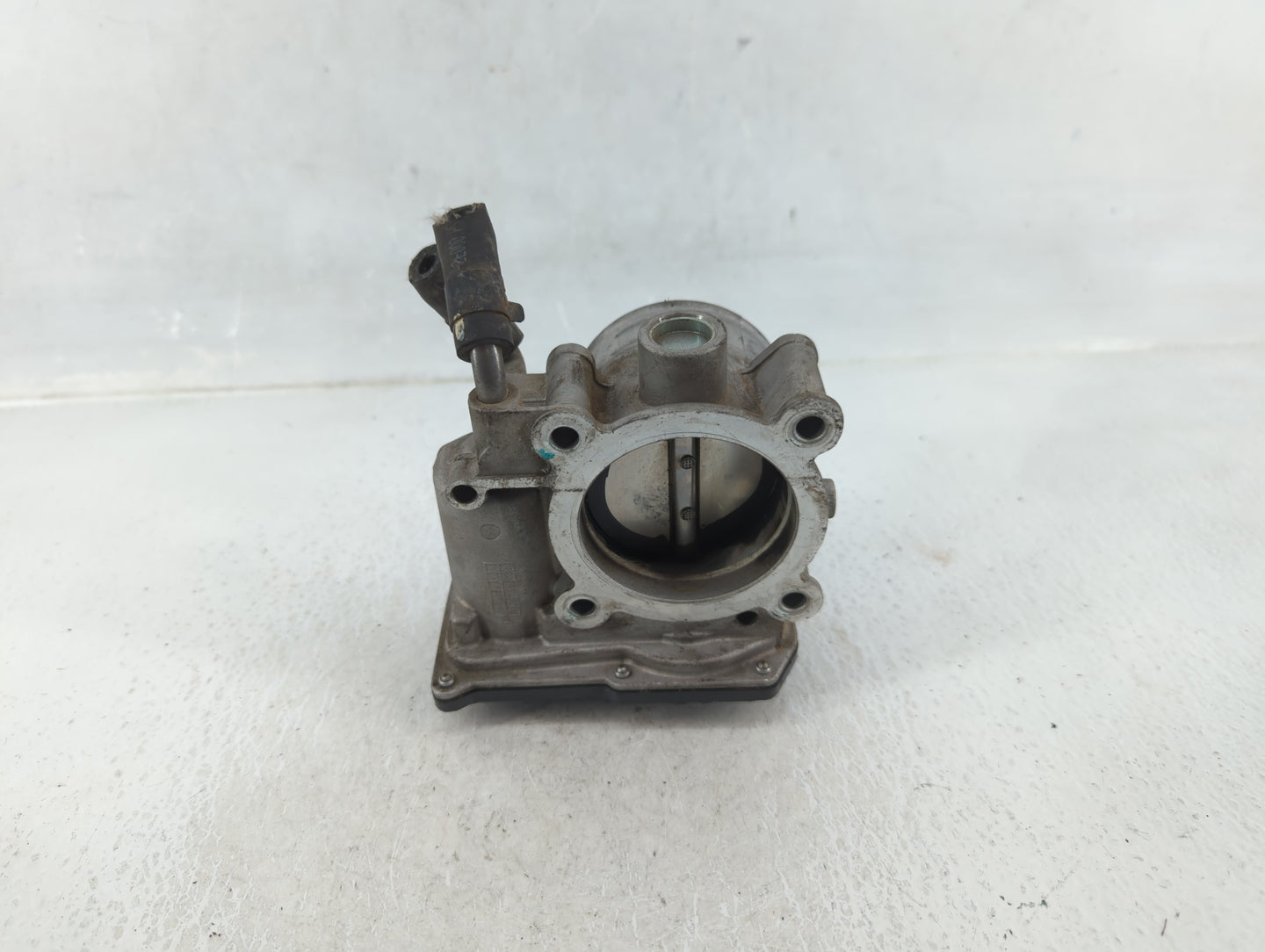 2012-2013 Kia Soul Throttle Body P/N:5321 6N21 35100-2E000 Fits Fits 2012 2013 2014 2015 2016 2018 2019 2020 2021 OEM Used A