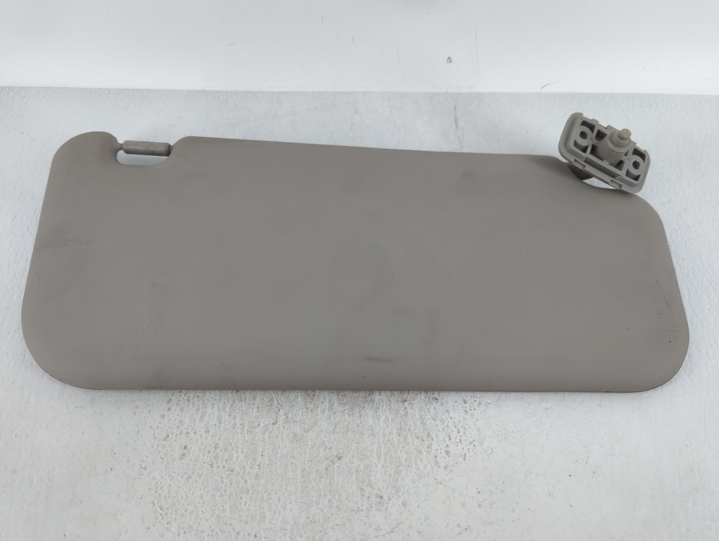 2010-2013 Kia Soul Sun Visor Shade Replacement Passenger Right Mirror Fits Fits 2010 2011 2012 2013 OEM Used Auto Parts - Oe