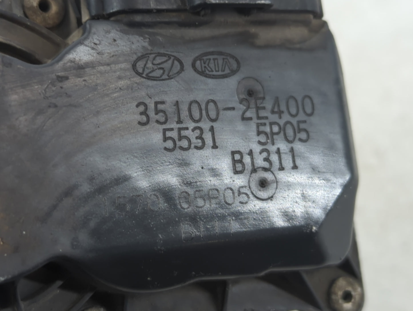 2012-2013 Kia Soul Throttle Body P/N:35100-2E400 Fits Fits 2012 2013 2014 2015 2016 2018 2019 2020 2021 OEM Used Auto Parts 