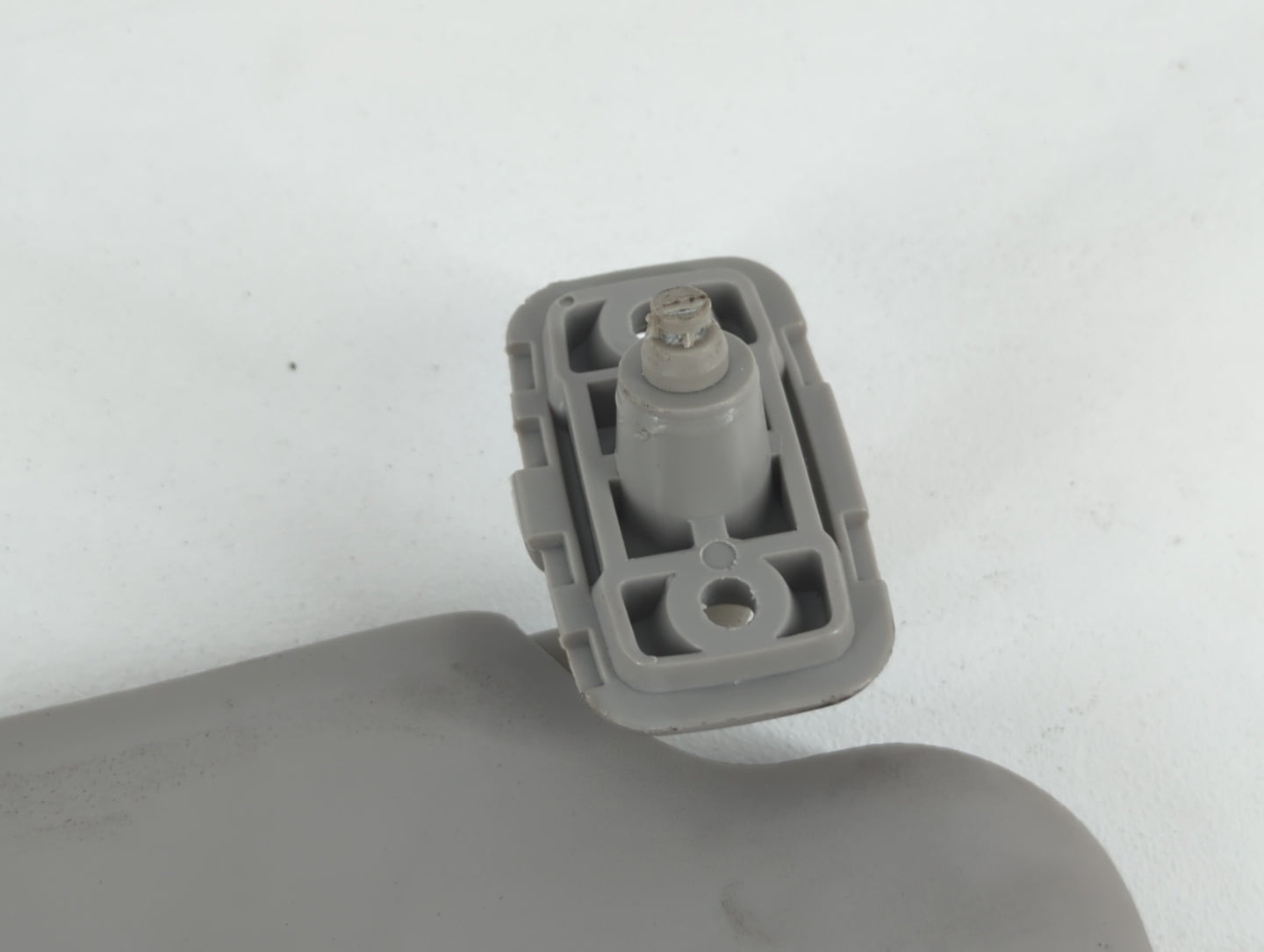 2010-2013 Kia Soul Sun Visor Shade Replacement Driver Left Mirror Fits Fits 2010 2011 2012 2013 OEM Used Auto Parts - Oemuse