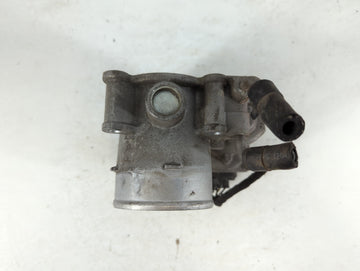 2012-2013 Kia Soul Throttle Body P/N:35100-2E400 Fits Fits 2012 2013 2014 2015 2016 2018 2019 2020 2021 OEM Used Auto Parts