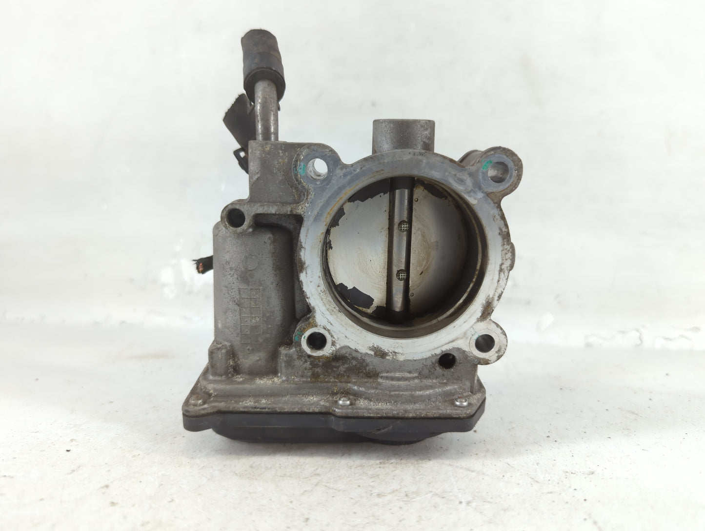 2012-2013 Kia Soul Throttle Body P/N:35100-2E400 Fits Fits 2012 2013 2014 2015 2016 2018 2019 2020 2021 OEM Used Auto Parts 