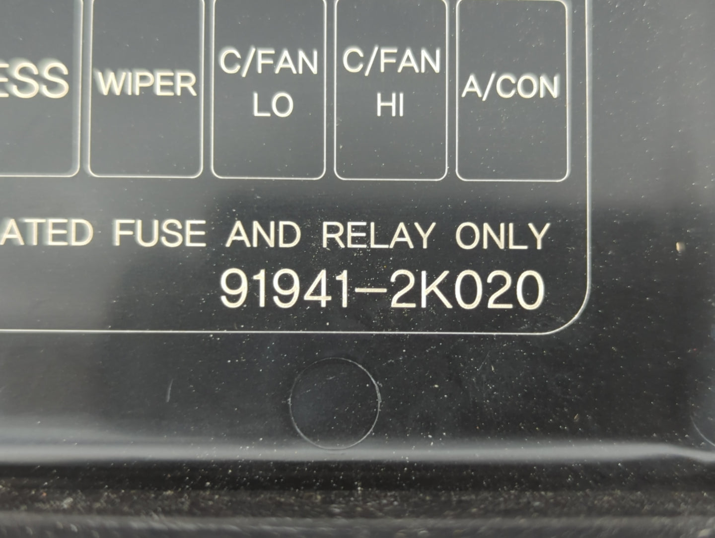 2012-2013 Kia Soul Fusebox Fuse Box Panel Relay Module P/N:91941-2K020 Fits Fits 2012 2013 OEM Used Auto Parts - Oemusedauto