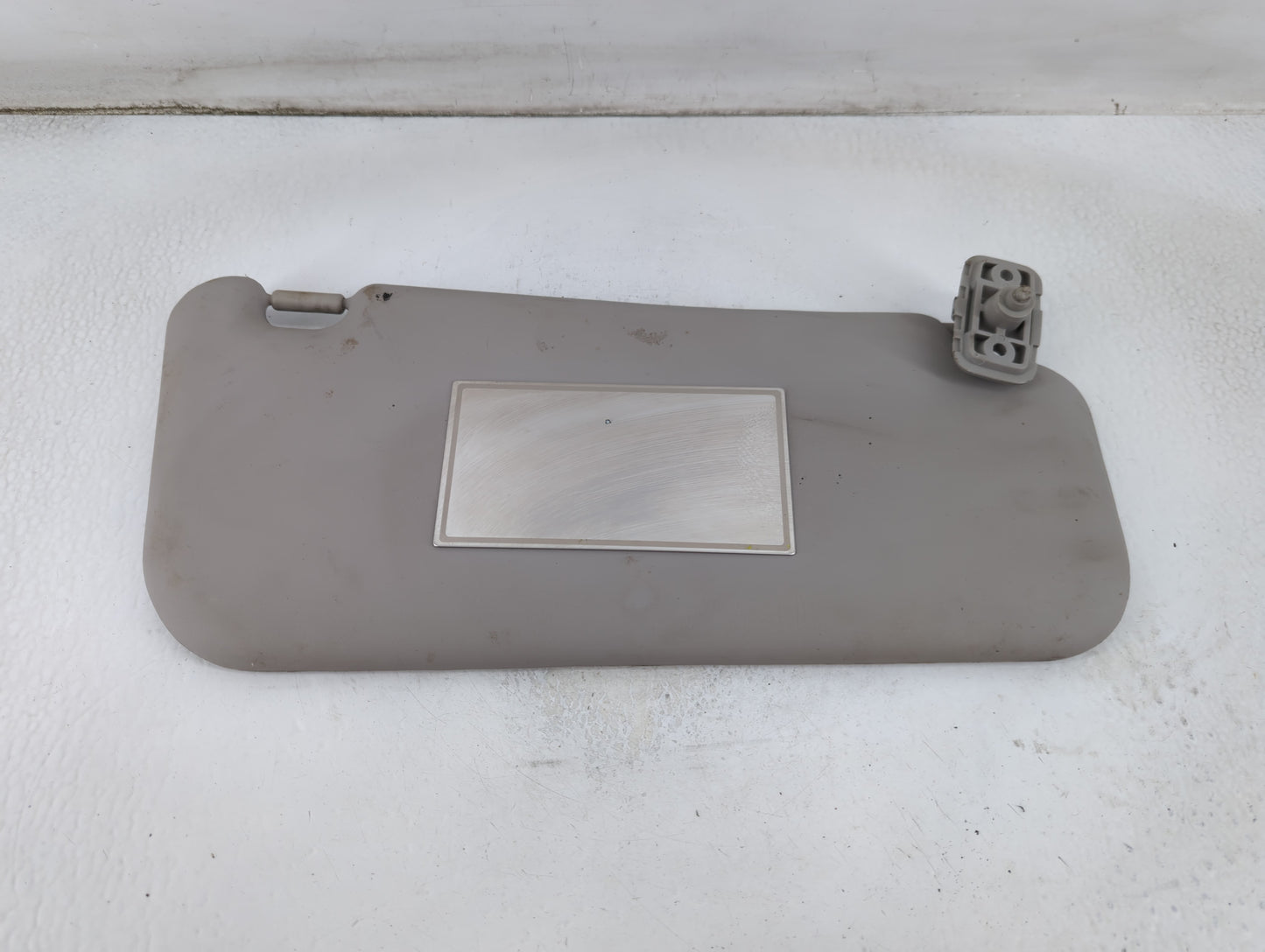 2010-2013 Kia Soul Sun Visor Shade Replacement Passenger Right Mirror Fits Fits 2010 2011 2012 2013 OEM Used Auto Parts - Oe