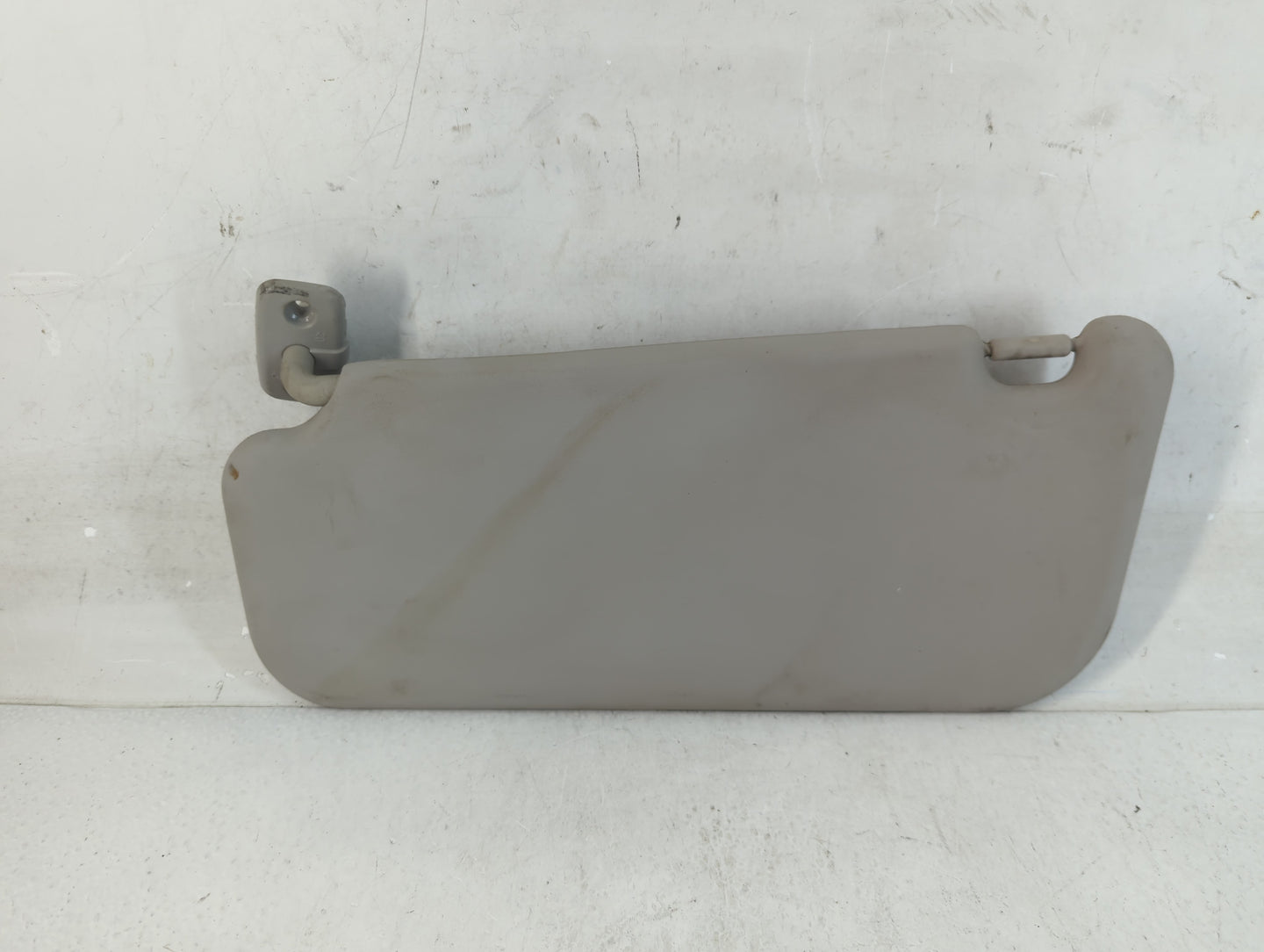 2010-2013 Kia Soul Sun Visor Shade Replacement Passenger Right Mirror Fits Fits 2010 2011 2012 2013 OEM Used Auto Parts - Oe