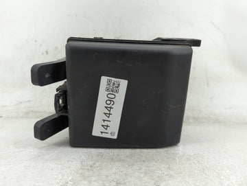 2011-2013 Kia Sportage Fusebox Fuse Box Panel Relay Module P/N:914123W673 Fits Fits 2011 2012 2013 OEM Used Auto Parts - Oem