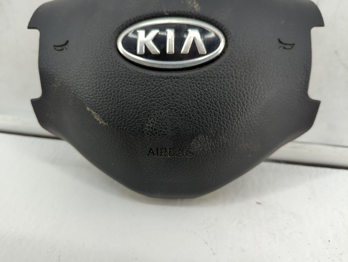 2011-2012 Kia Sportage Air Bag Driver Left Knee Oem - Oemusedautoparts1.com