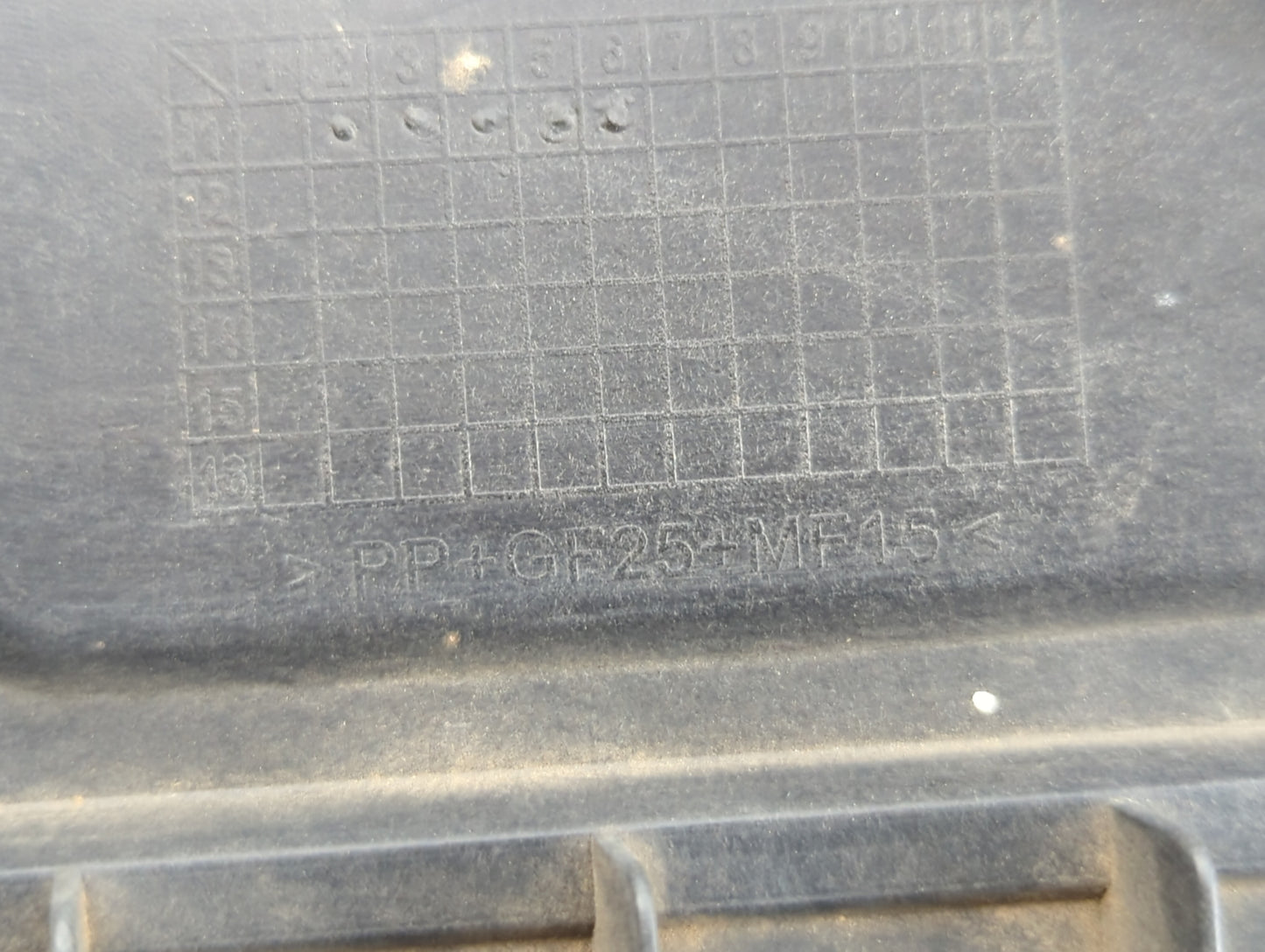 2012 Kia Sportage Engine Cover - Oemusedautoparts1.com