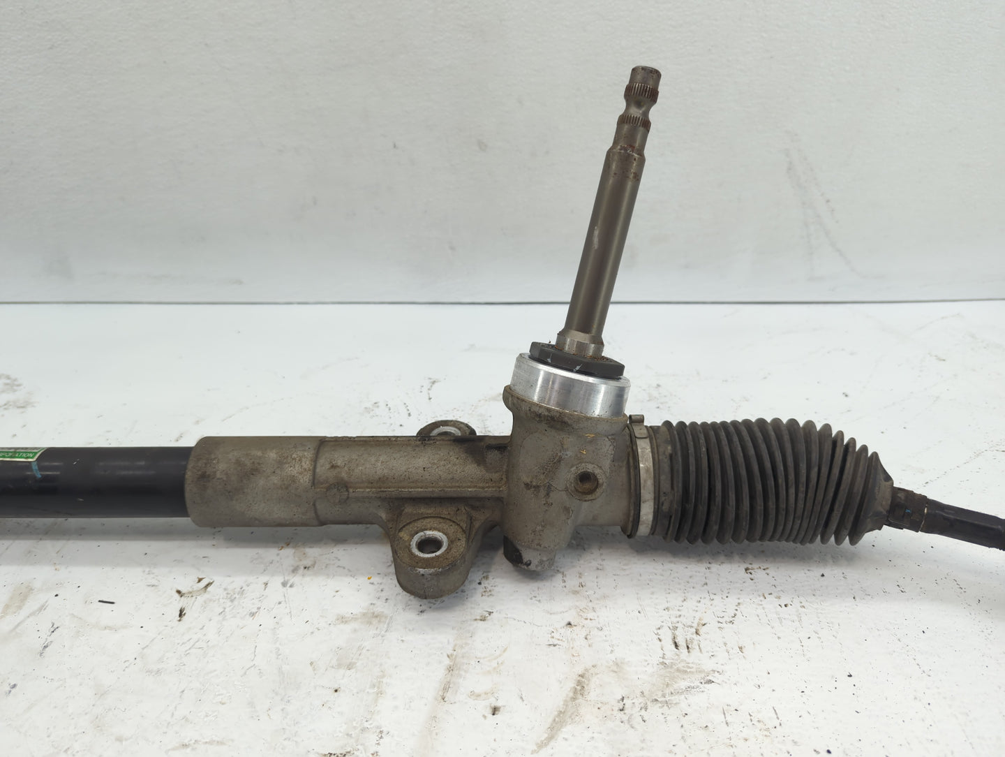 2011-2013 Kia Sportage Rack and Pinion Steering Gear P/N:56500-3W101 Fits Fits 2011 2012 2013 OEM Used Auto Parts - Oemuseda