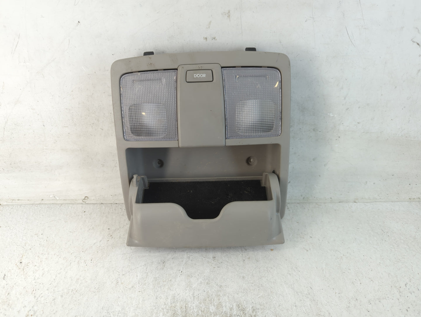 2011-2013 Kia Sportage Overhead Roof Console Interior Dome Light - Oemusedautoparts1.com