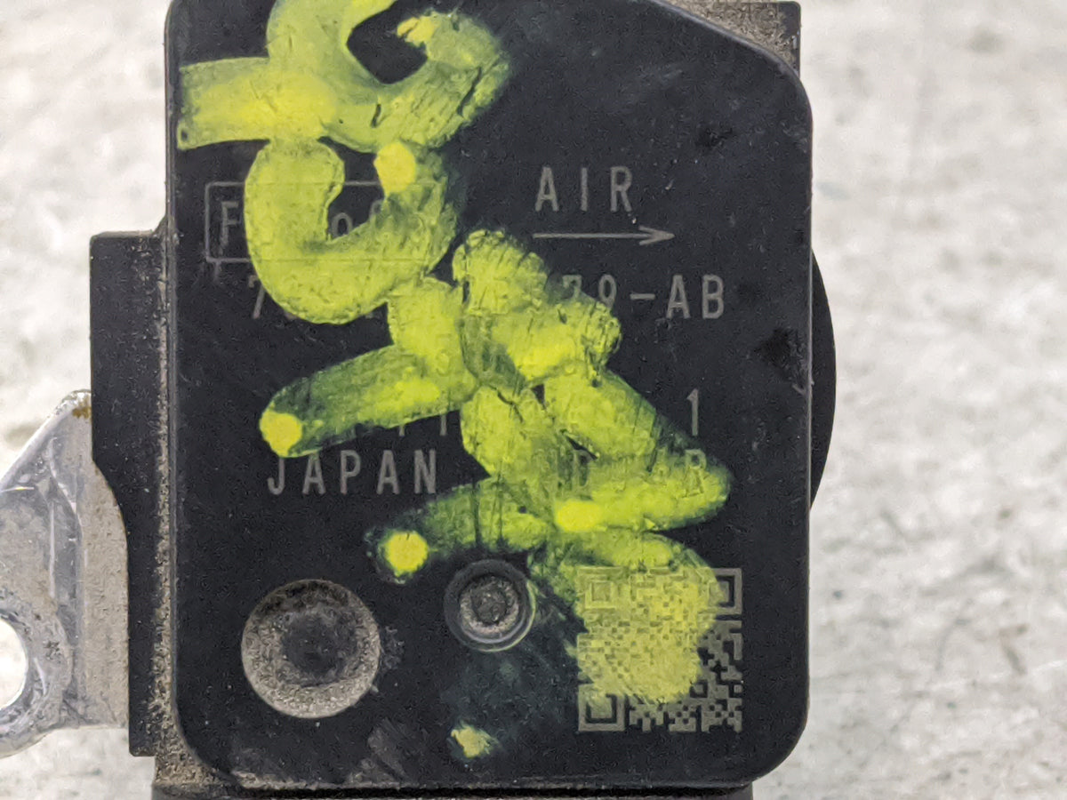 Land Rover Lr2 Mass Air Flow Meter Maf Sensor - Oemusedautoparts1.com