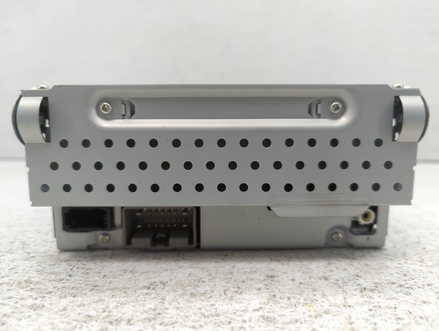 2008-2012 Land Rover Lr2 Radio AM FM Cd Player Receiver Replacement P/N:7G9N-18C815-TB Fits Fits 2008 2009 2010 2011 2012 20