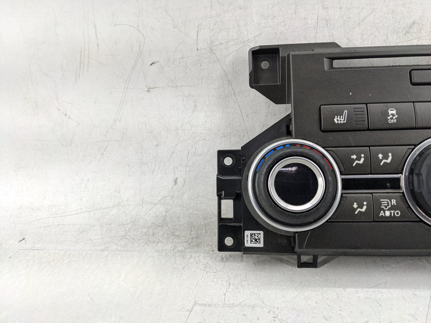 2010-2016 Land Rover Lr4 Climate Control Module Temperature AC/Heater Replacement P/N:CH22-14D071-AA CH22-19E900-NB Fits OEM