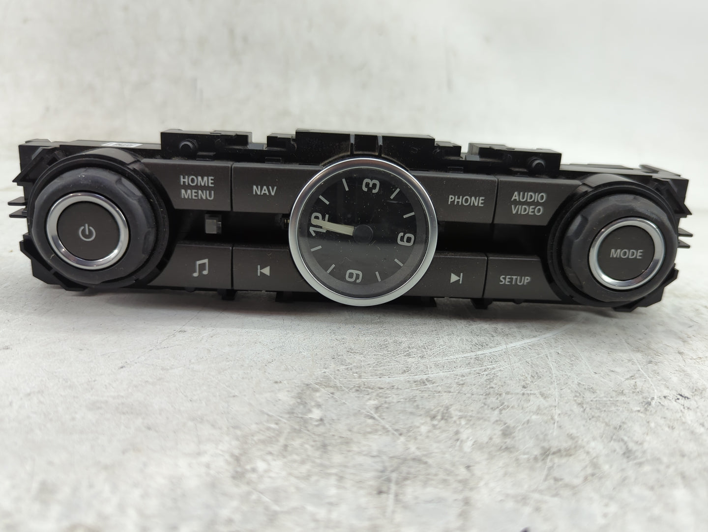 2010-2016 Land Rover Lr4 Climate Control Module Temperature AC/Heater Replacement P/N:AH42-15000-AH 4020110-04 Fits OEM Used