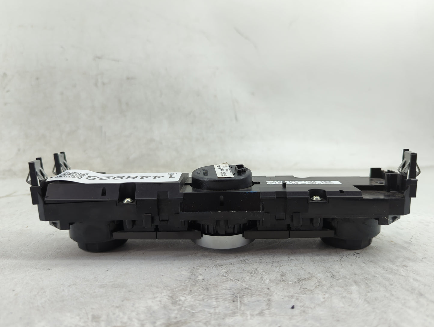 2010-2016 Land Rover Lr4 Climate Control Module Temperature AC/Heater Replacement P/N:AH42-15000-AH 4020110-04 Fits OEM Used