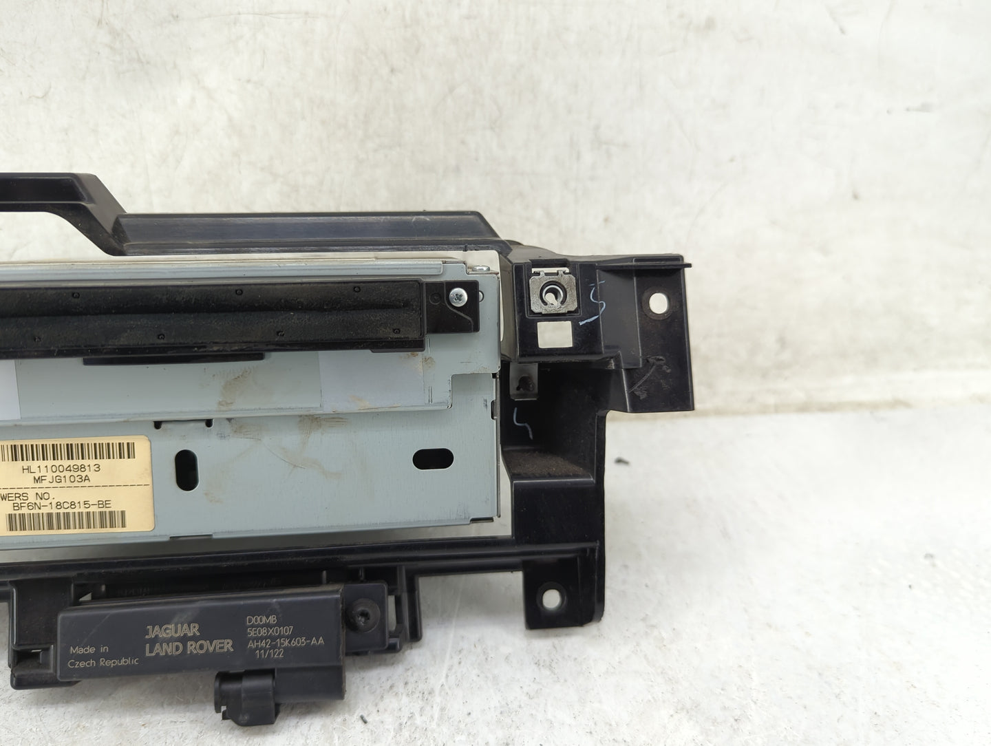 2012-2016 Land Rover Lr4 Radio AM FM Cd Player Receiver Replacement P/N:BF6N-18C815-BE MFJG103A Fits Fits 2012 2013 2014 201