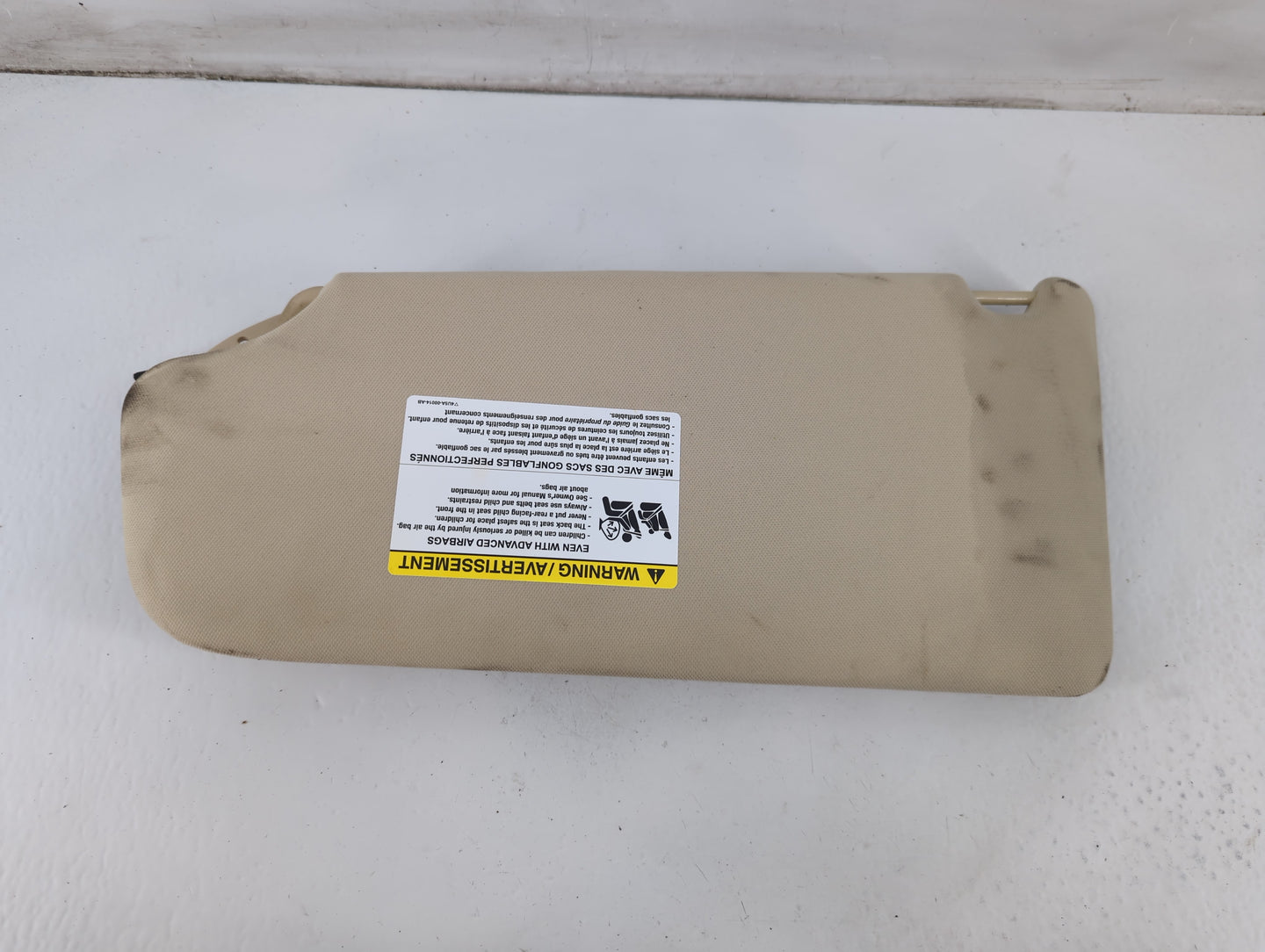 2010-2012 Land Rover Range Rover Sun Visor Shade Replacement Passenger Right Mirror Fits Fits 2010 2011 2012 OEM Used Auto P