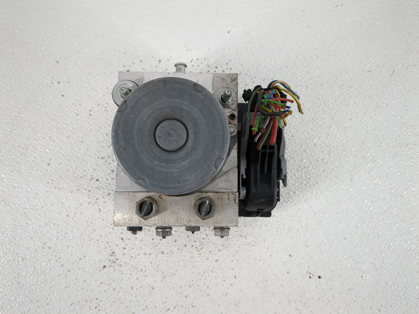 2010-2012 Land Rover Range Rover ABS Pump Control Module Replacement P/N:CH32-2C405-AD Fits Fits 2010 2011 2012 OEM Used Aut