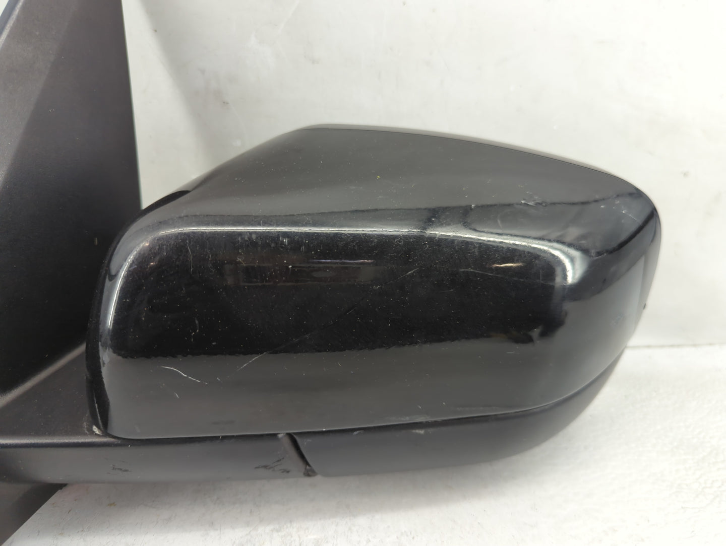 2010-2012 Land Rover Range Rover Driver Side View Mirror - Left Door Mirror OEM Used - Oemusedautoparts1.com