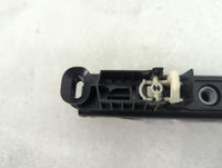 2010-2012 Land Rover Range Rover Drvier Front Seatbelt Retractor - Oemusedautoparts1.com