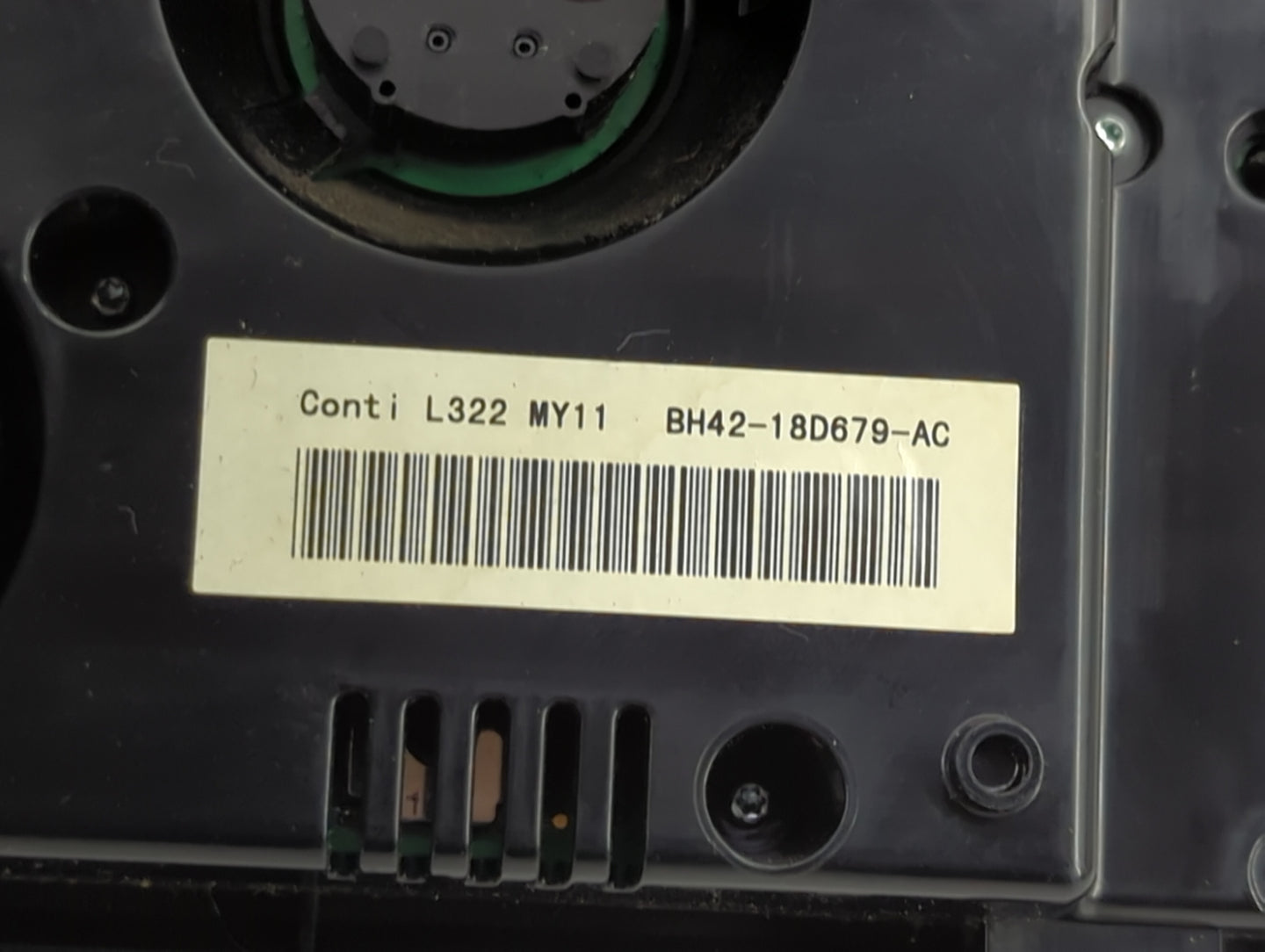 2010-2012 Land Rover Range Rover Radio AM FM Cd Player Receiver Replacement P/N:BH42-18D679-AC Fits Fits 2010 2011 2012 OEM 