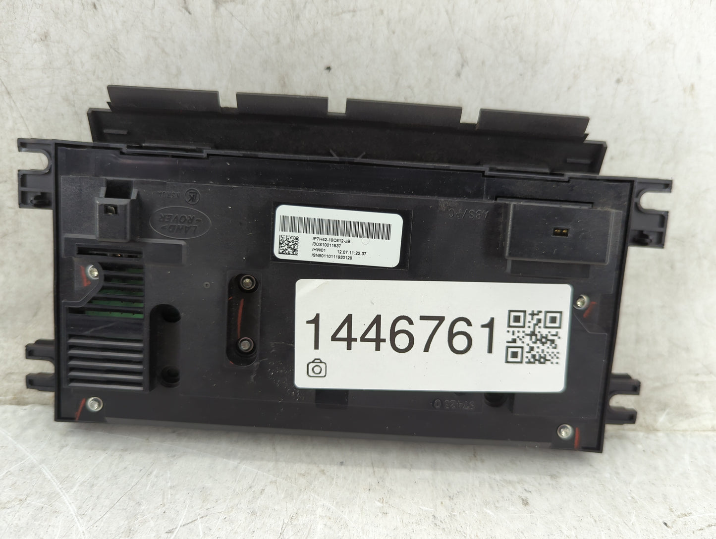2010-2012 Land Rover Range Rover Climate Control Module Temperature AC/Heater Replacement P/N:7H42-18C612-JB Fits OEM Used A