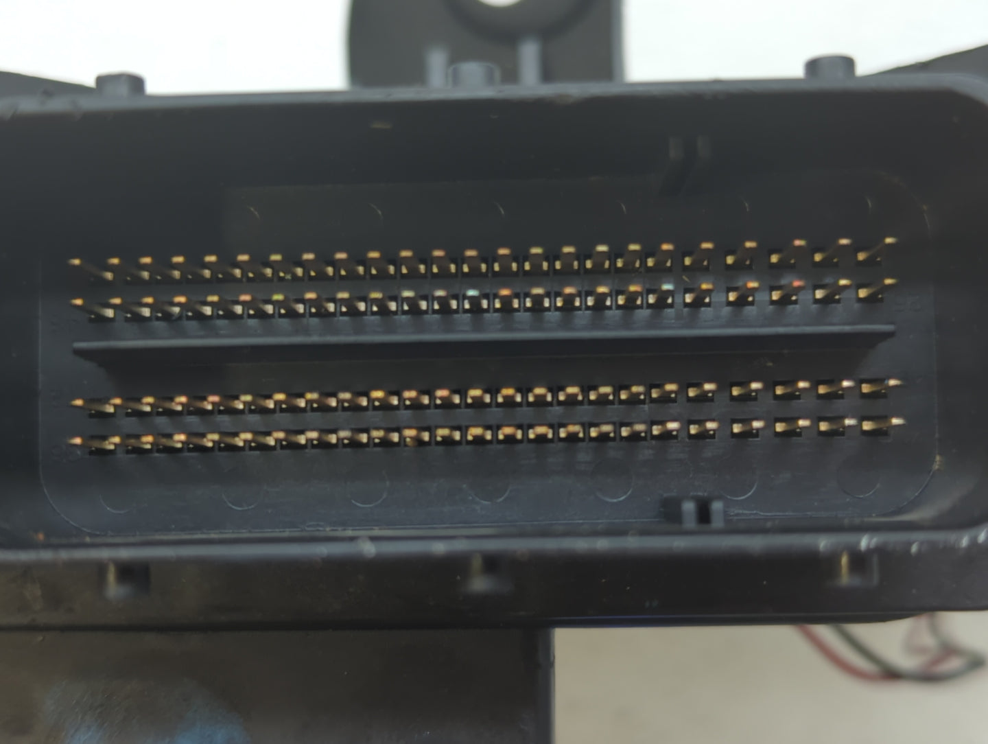 2010 Land Rover Range Rover Electric Radiator Cooling Fan Motor Assembly - Oemusedautoparts1.com