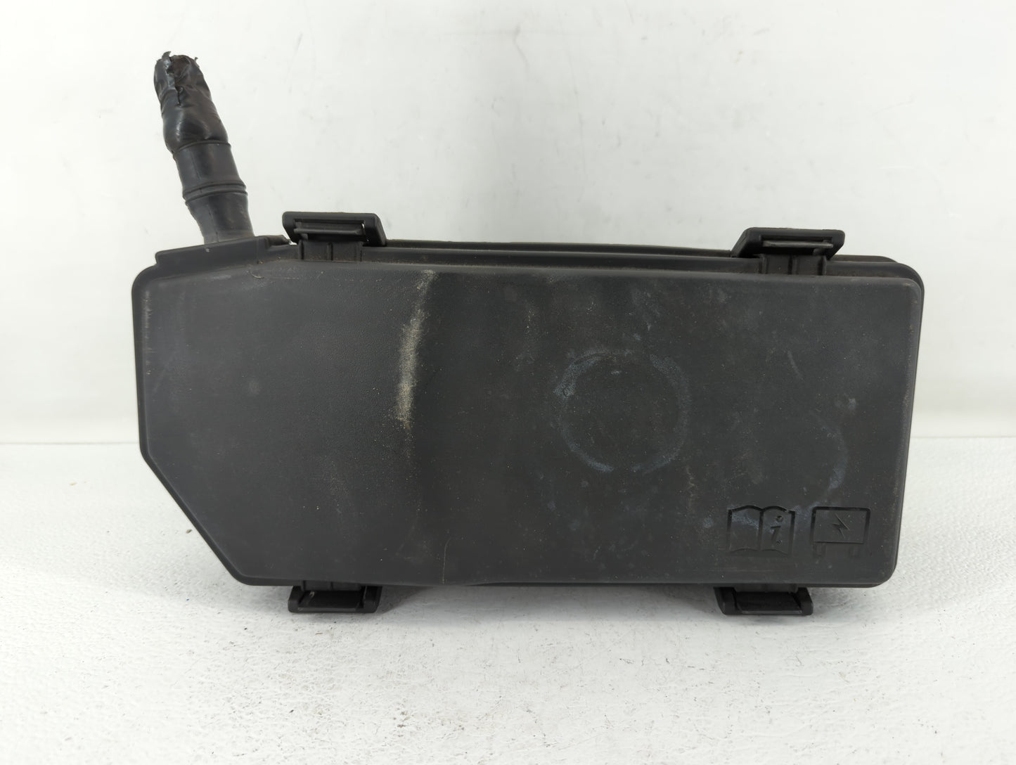 2010-2012 Land Rover Range Rover Fusebox Fuse Box Panel Relay Module P/N:BH42-00082-AA Fits Fits 2010 2011 2012 OEM Used Aut