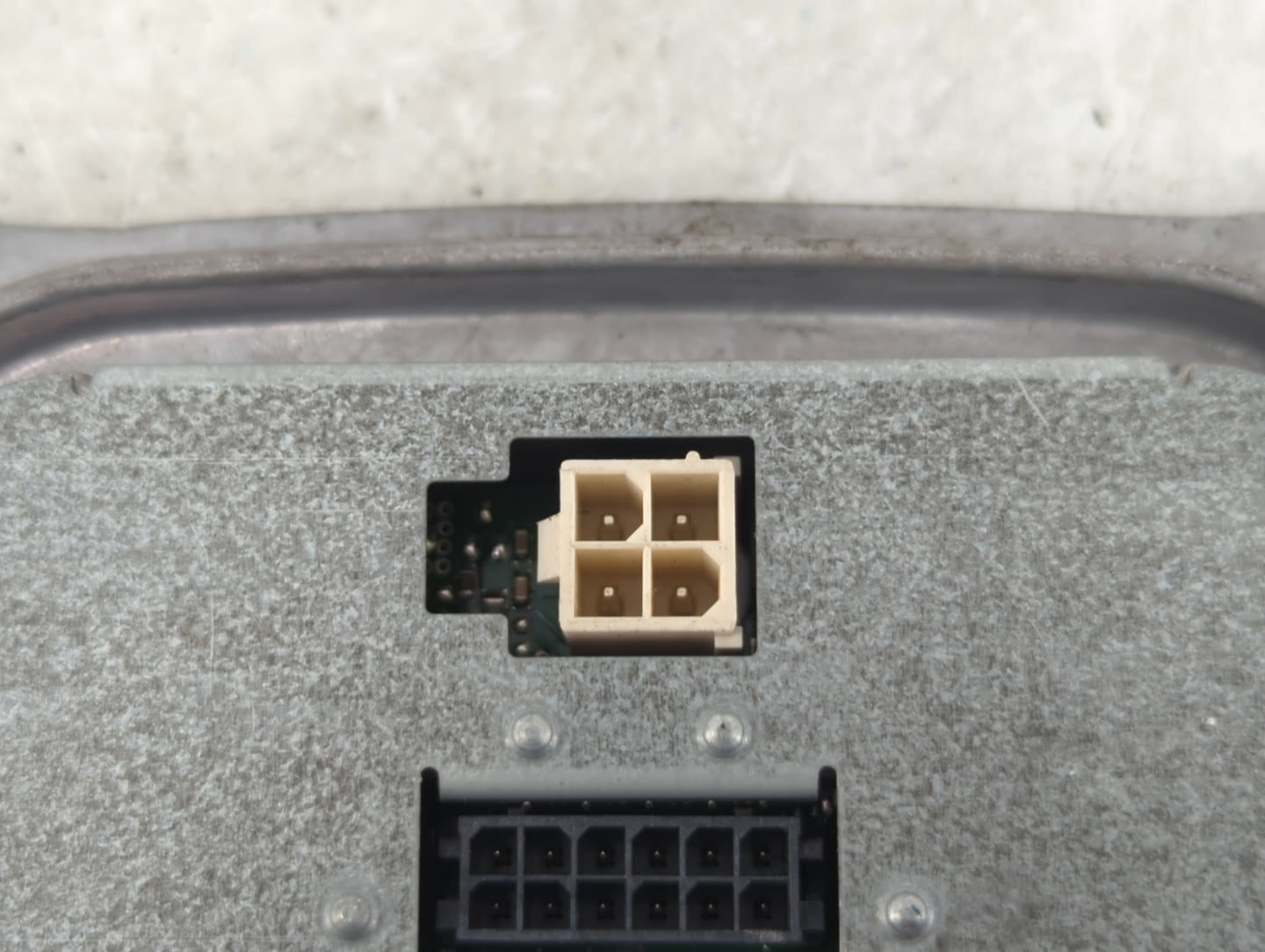 2010-2012 Land Rover Range Rover Headlight Ballast Head Light - Oemusedautoparts1.com