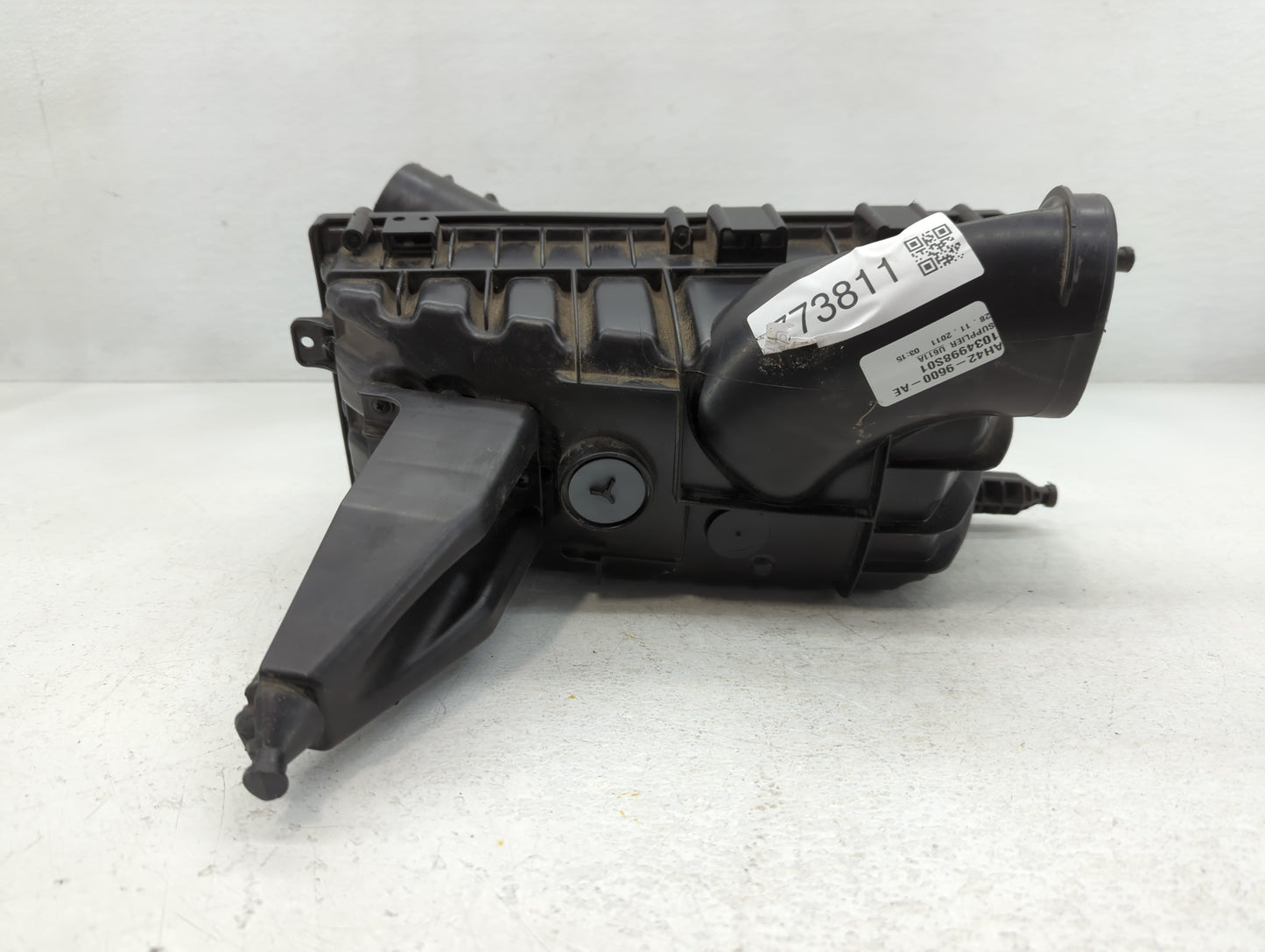 2010-2012 Land Rover Range Rover Air Cleaner Intake-duct Hose Tube - Oemusedautoparts1.com