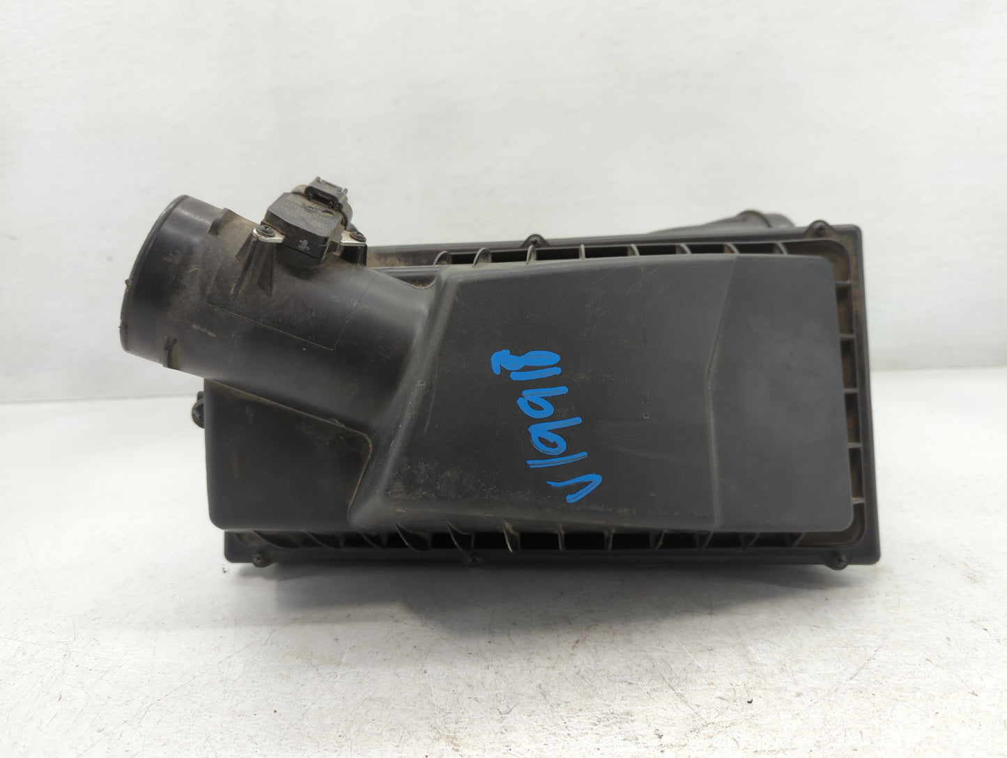 2010-2012 Land Rover Range Rover Air Cleaner Intake-duct Hose Tube - Oemusedautoparts1.com