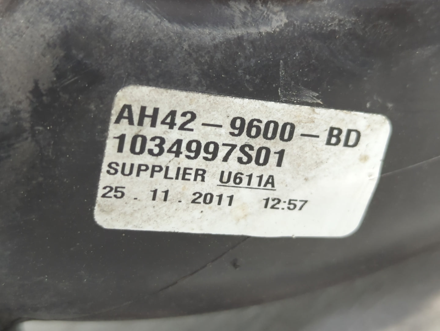 2010-2012 Land Rover Range Rover Air Cleaner Intake-duct Hose Tube - Oemusedautoparts1.com